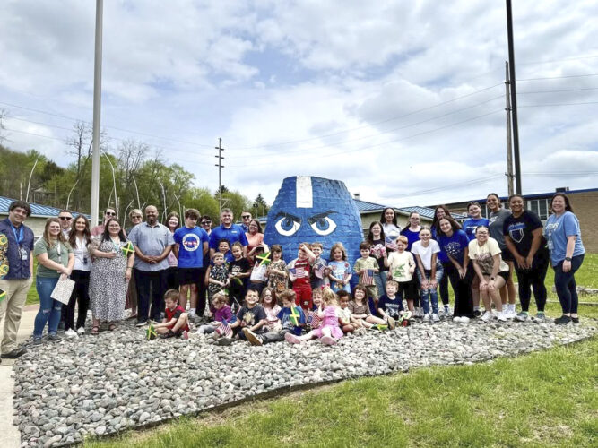 East Liverpool City Schools preschoolers embark on Caribbean Adventure ‘Under the Goal Post’ with guest author